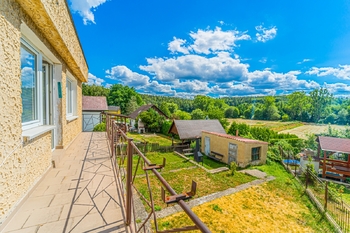 Prodej domu 100 m², Kamenné Žehrovice