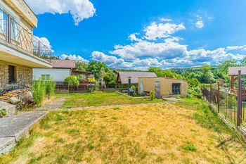 Prodej domu 100 m², Kamenné Žehrovice