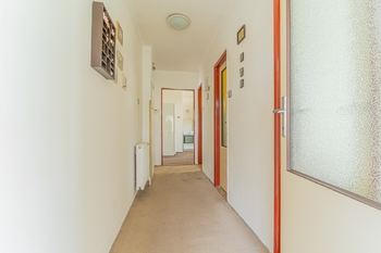 Prodej domu 100 m², Kamenné Žehrovice