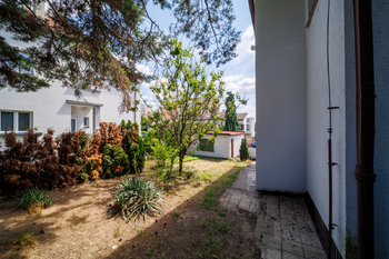 Prodej pozemku 992 m², Praha 4 - Braník