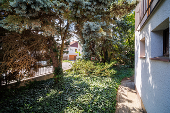 Prodej pozemku 992 m², Praha 4 - Braník