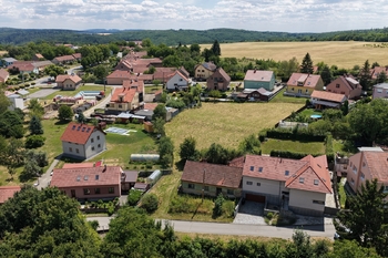 Prodej pozemku 2464 m², Habrůvka