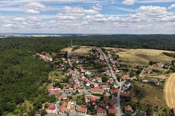 Prodej pozemku 2464 m², Habrůvka