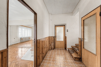 Prodej domu 294 m², Pečky