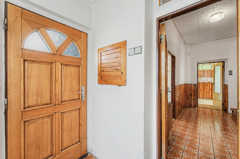 Prodej domu 294 m², Pečky