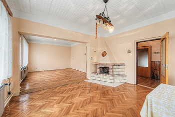 Prodej domu 294 m², Pečky