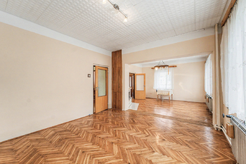 Prodej domu 294 m², Pečky