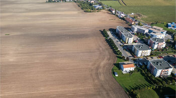 Prodej pozemku 10028 m², Jesenice