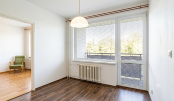 kuchyně s prostorem na jídelní stůl - Pronájem bytu 4+1 v osobním vlastnictví 78 m², Malovice