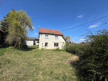 Prodej pozemku 937 m², Lačnov