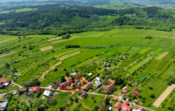Prodej pozemku 937 m², Lačnov