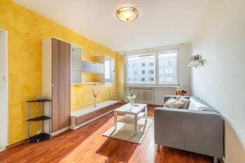 Prodej bytu 2+kk v osobním vlastnictví 43 m², Praha 4 - Komořany