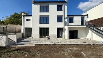 Prodej bytu 4+1 v osobním vlastnictví 150 m², Moravany