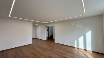 Prodej bytu 4+1 v osobním vlastnictví 150 m², Moravany
