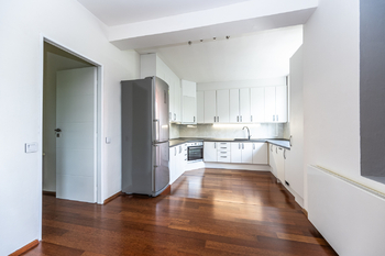 Pronájem bytu 3+kk v osobním vlastnictví 80 m², Praha 5 - Smíchov