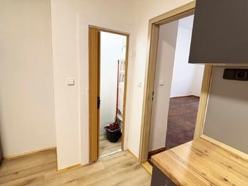 Pronájem bytu 3+1 v osobním vlastnictví 79 m², Praha 2 - Nové Město