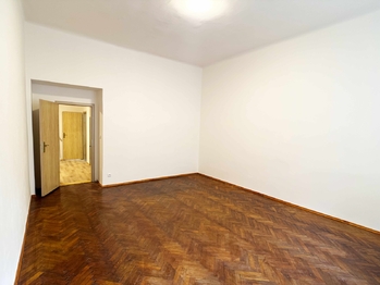 Pronájem bytu 3+1 v osobním vlastnictví 79 m², Praha 2 - Nové Město