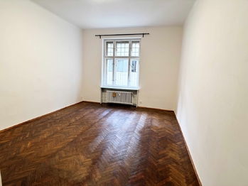 Pronájem bytu 3+1 v osobním vlastnictví 79 m², Praha 2 - Nové Město