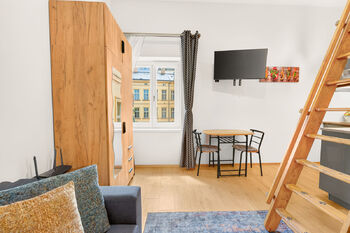 Prodej bytu 1+kk v osobním vlastnictví 22 m², Praha 2 - Nové Město