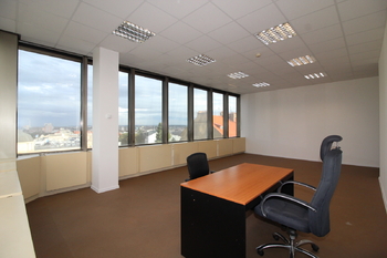 Pronájem kancelářských prostor 42 m², Praha 3 - Vinohrady