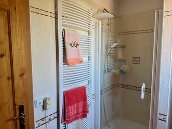 Koupelna 1NP, WC samostatné - Prodej domu 149 m², Svojetice