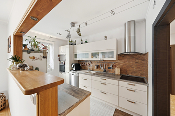 1NP - Prodej domu 157 m², Bystřany