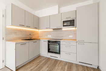Pronájem bytu 2+kk v osobním vlastnictví 45 m², Praha 9 - Černý Most