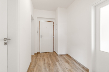 Pronájem bytu 2+kk v osobním vlastnictví 45 m², Praha 9 - Černý Most