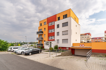 Pronájem bytu 2+kk v osobním vlastnictví 45 m², Praha 9 - Černý Most