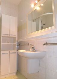 Pronájem bytu 1+kk v osobním vlastnictví 32 m², Praha 4 - Nusle