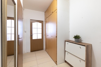 Prodej bytu 2+kk v osobním vlastnictví 43 m², Praha 5 - Stodůlky