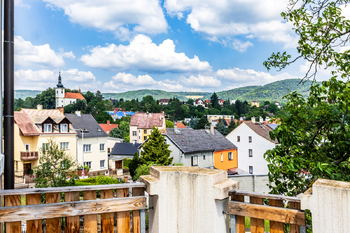 Výhled. z terasy - Pronájem bytu 3+1 v osobním vlastnictví 80 m², Ústí nad Labem