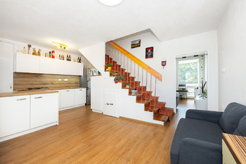 Prodej bytu 4+1 v osobním vlastnictví 107 m², Hradec Králové