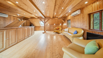 Prodej domu 556 m², Cvikov