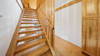 Prodej domu 556 m², Cvikov
