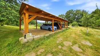 Prodej domu 556 m², Cvikov