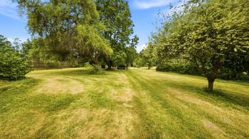 Prodej domu 556 m², Cvikov