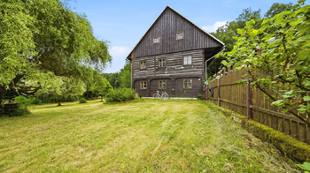 Prodej domu 556 m², Cvikov