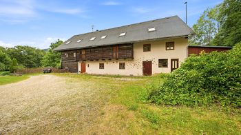 Prodej domu 556 m², Cvikov