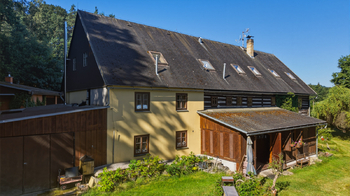 Prodej domu 556 m², Cvikov