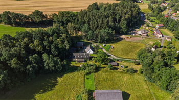 Prodej domu 556 m², Cvikov
