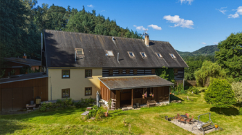 Prodej domu 556 m², Cvikov
