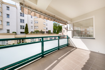 Terasa bytu - Pronájem bytu 4+kk v osobním vlastnictví 97 m², Praha 3 - Žižkov