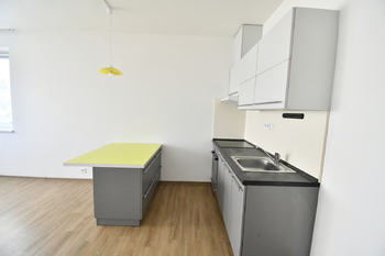 Pronájem bytu 1+kk v osobním vlastnictví 32 m², Hradec Králové