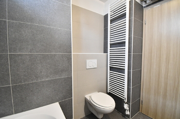 Pronájem bytu 1+kk v osobním vlastnictví 32 m², Hradec Králové