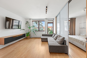 Prodej bytu 2+kk v osobním vlastnictví 54 m², Praha 7 - Holešovice