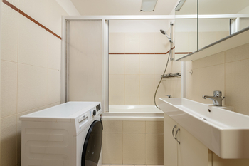 Prodej bytu 2+kk v osobním vlastnictví 54 m², Praha 7 - Holešovice