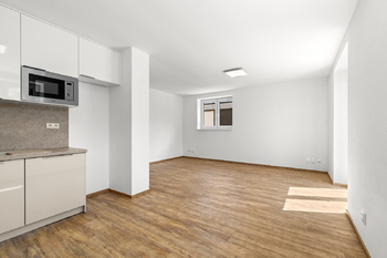 Prodej bytu 4+kk v osobním vlastnictví 78 m², Bdeněves