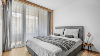 Prodej bytu 2+kk v osobním vlastnictví 64 m², Praha 5 - Smíchov