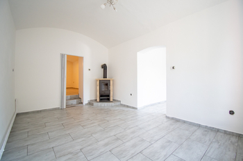 Prodej bytu 2+1 v osobním vlastnictví 42 m², Velké Březno